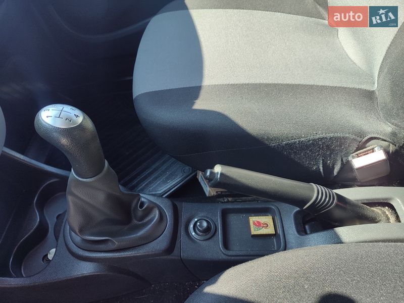 Универсал Dacia Logan MCV 2011 в Долинской фото 12 Универсал Dacia Logan MCV 2011 в Долинской