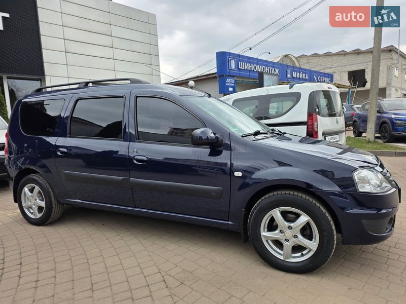 Седан Dacia Logan MCV 2010 в Ивано-Франковске