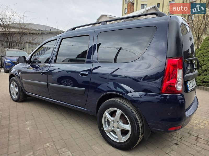 Седан Dacia Logan MCV 2010 в Ивано-Франковске