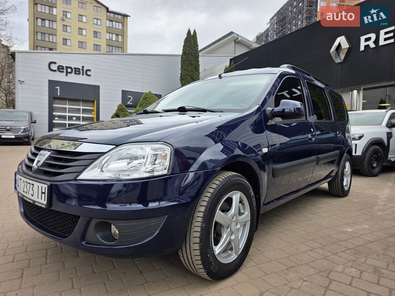 Седан Dacia Logan MCV 2010 в Ивано-Франковске