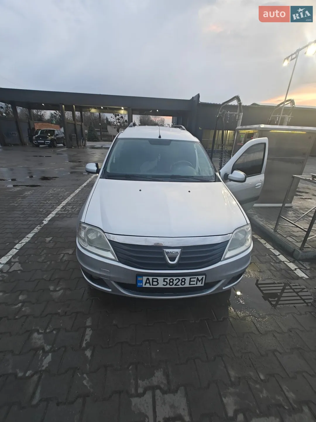 2011 Dacia Logan - мініатюра 7