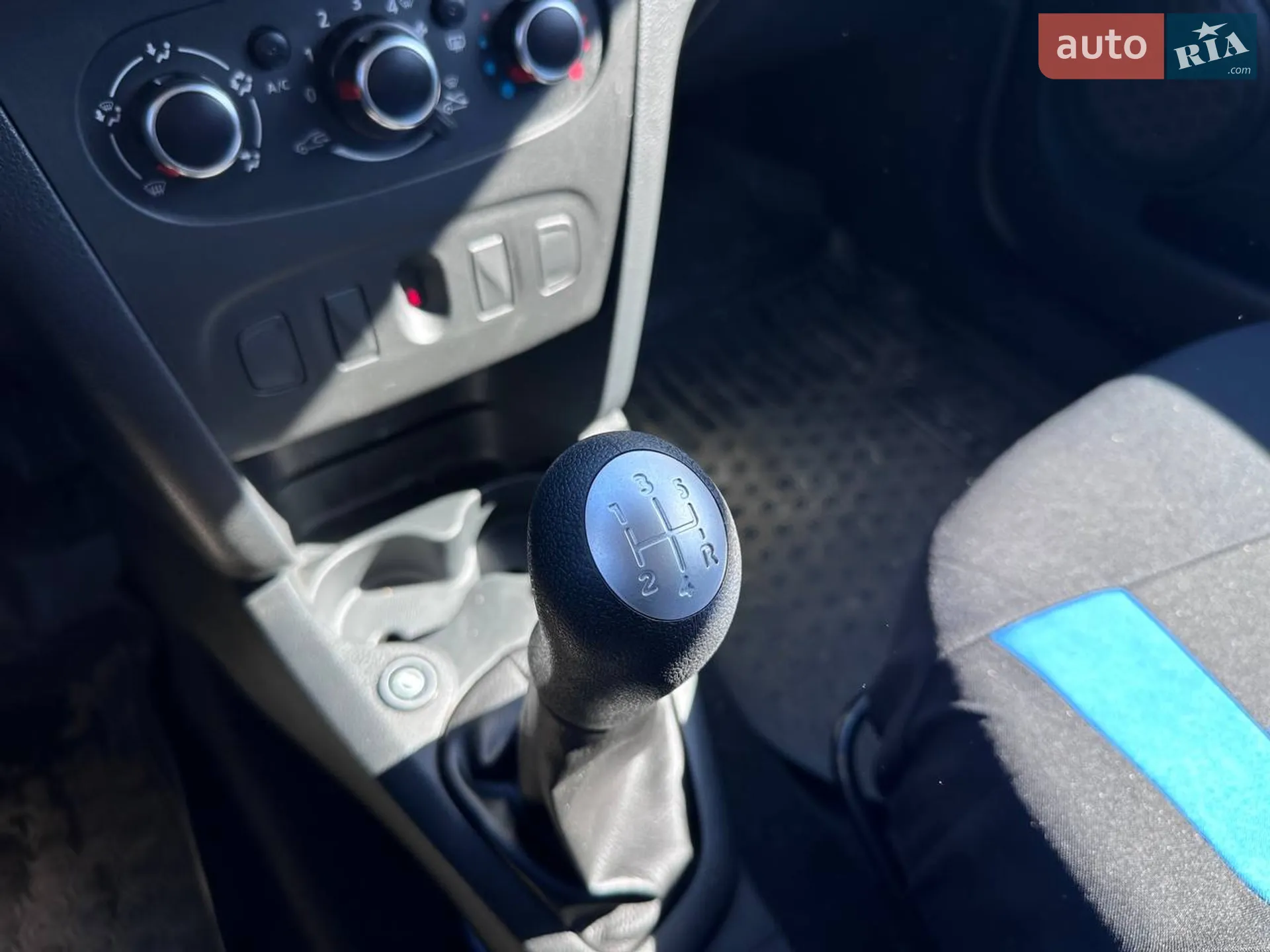 2018 Dacia Logan - мініатюра 18