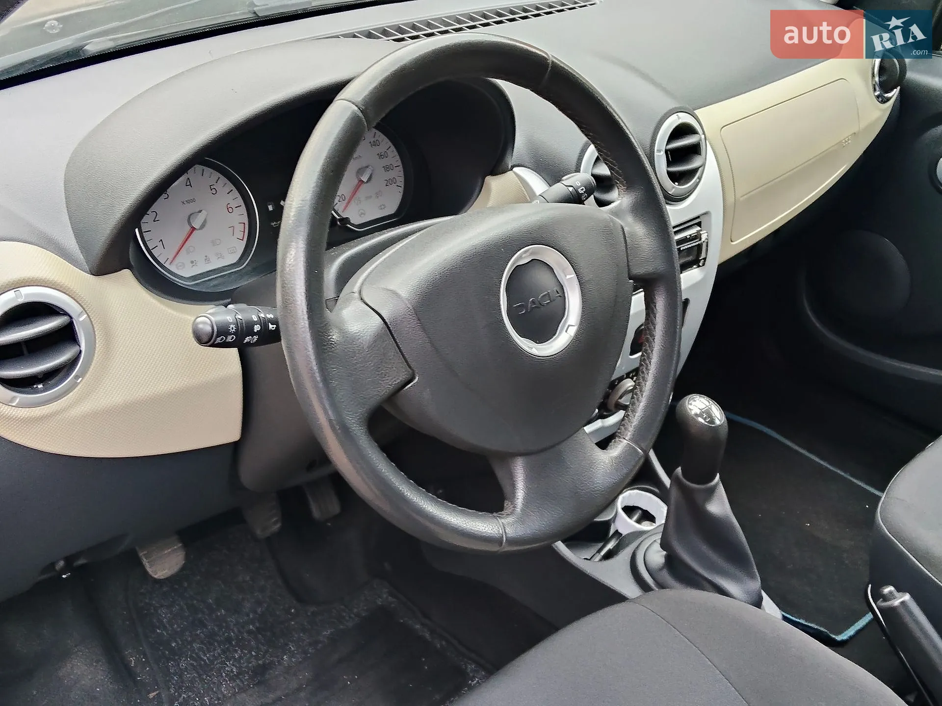 2010 Dacia Logan - мініатюра 30