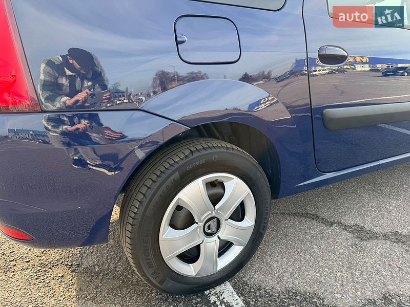 Универсал Dacia Logan MCV 2009 в Житомире