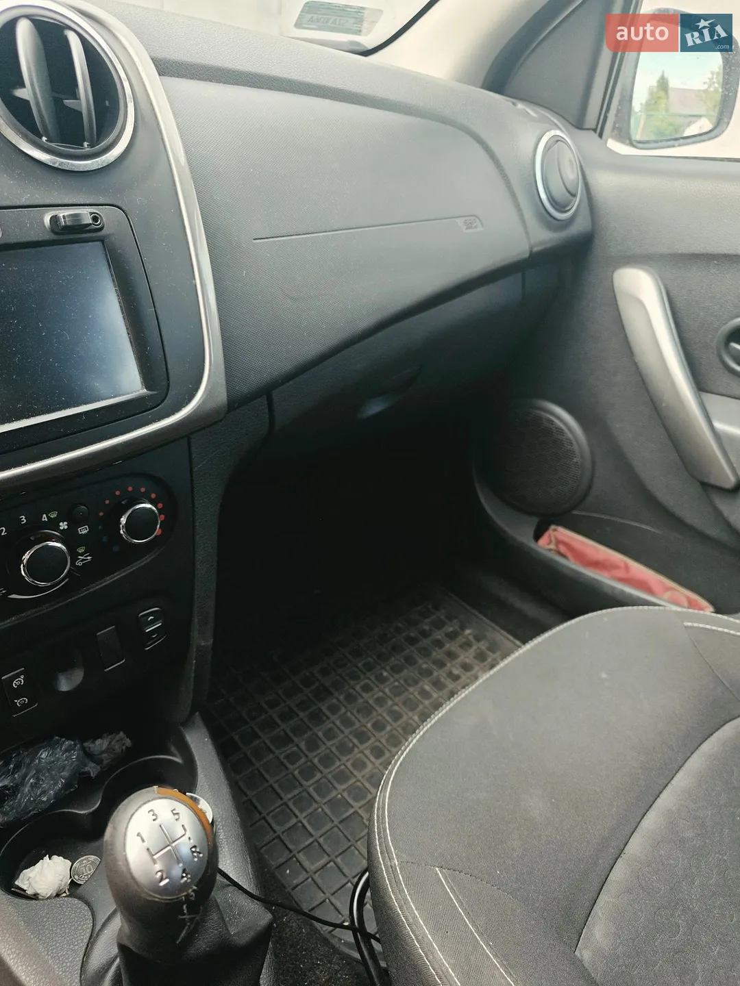 2013 Dacia Logan - мініатюра 13