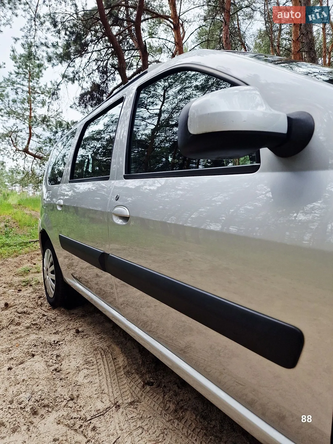 2010 Dacia Logan - мініатюра 37