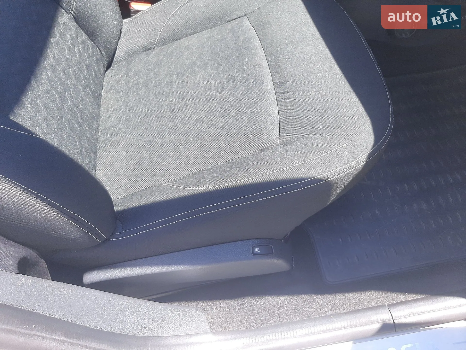 2014 Dacia Logan - мініатюра 6