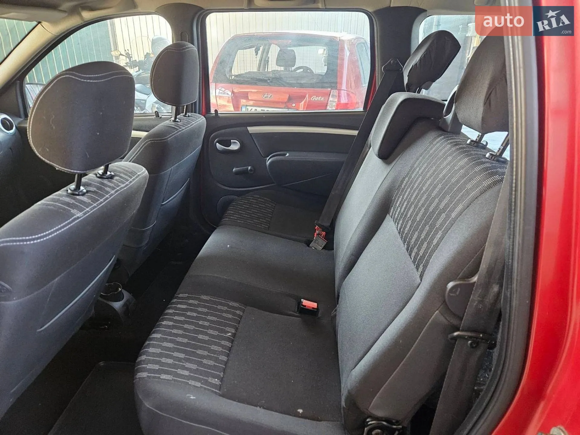 2012 Dacia Logan - мініатюра 7