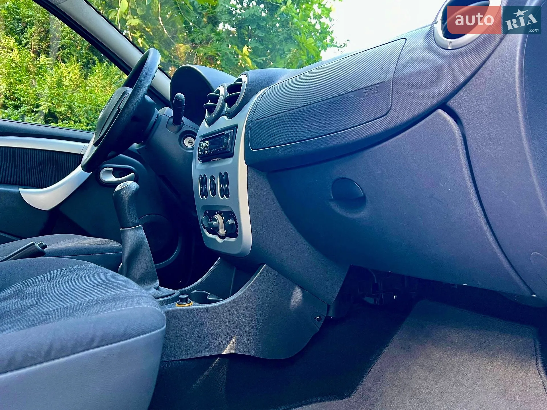 2011 Dacia Logan - мініатюра 65