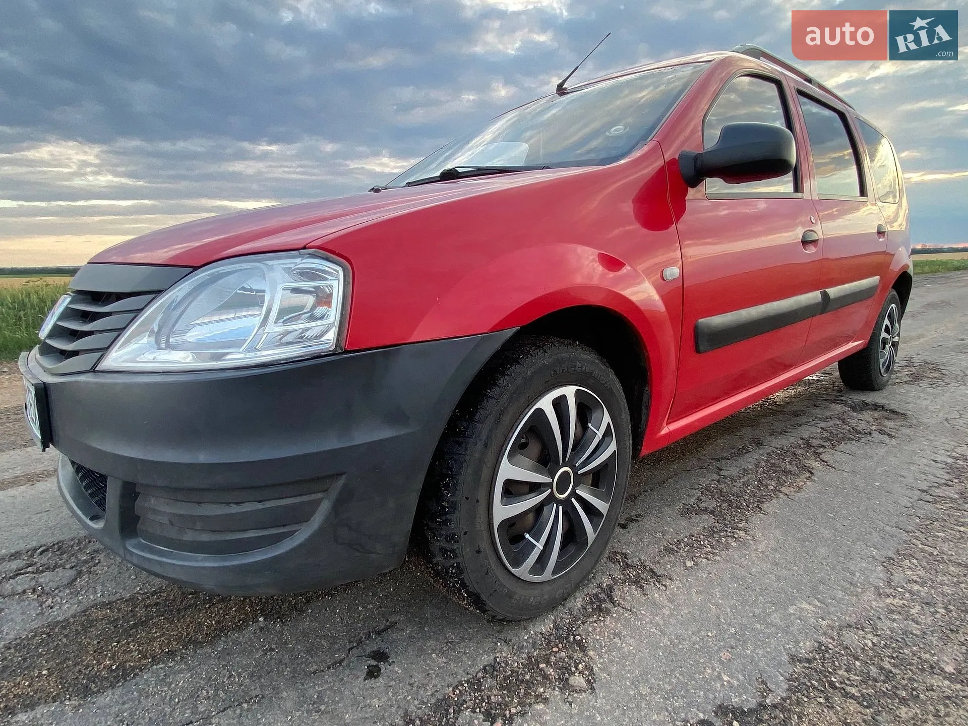 2010 Dacia Logan - мініатюра 3