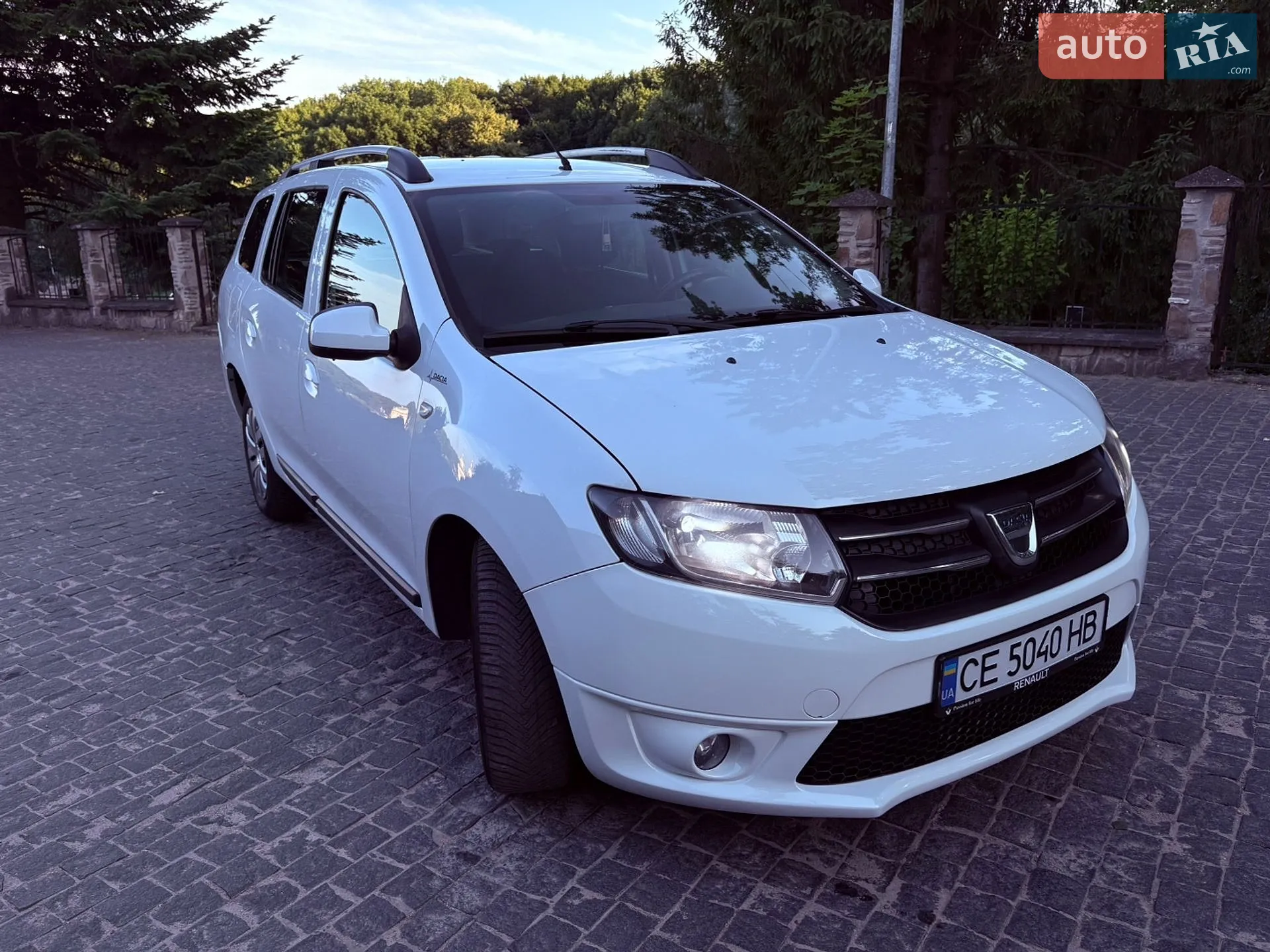 2016 Dacia Logan - мініатюра 2