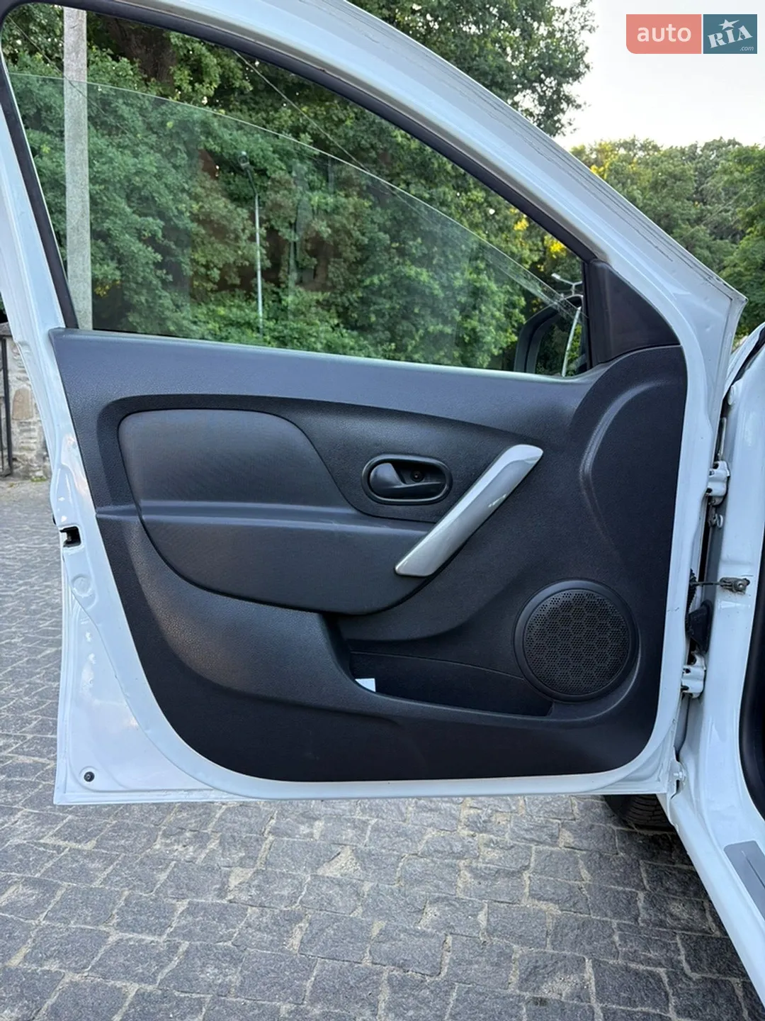 2016 Dacia Logan - мініатюра 22