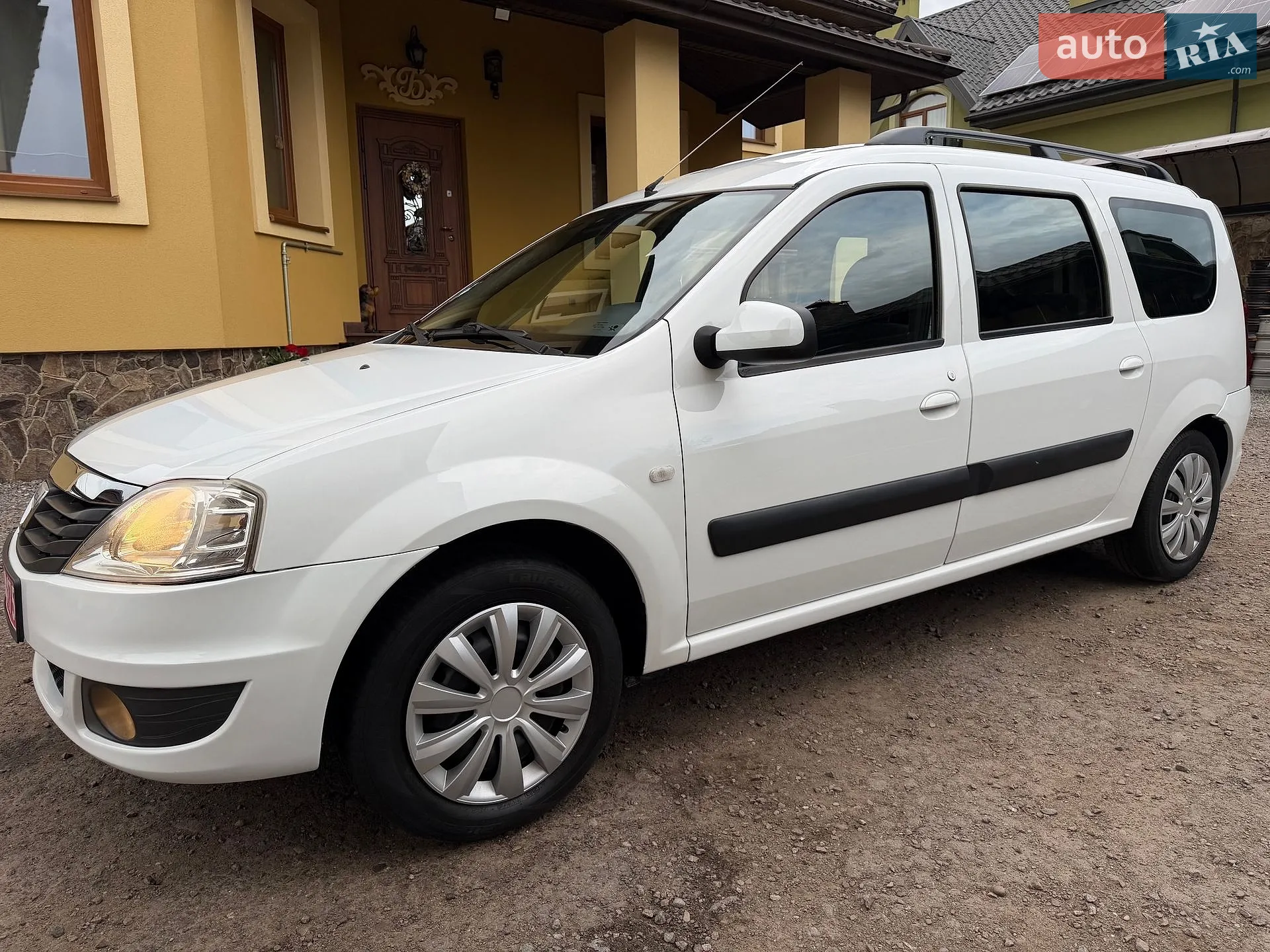 2010 Dacia Logan - мініатюра 4