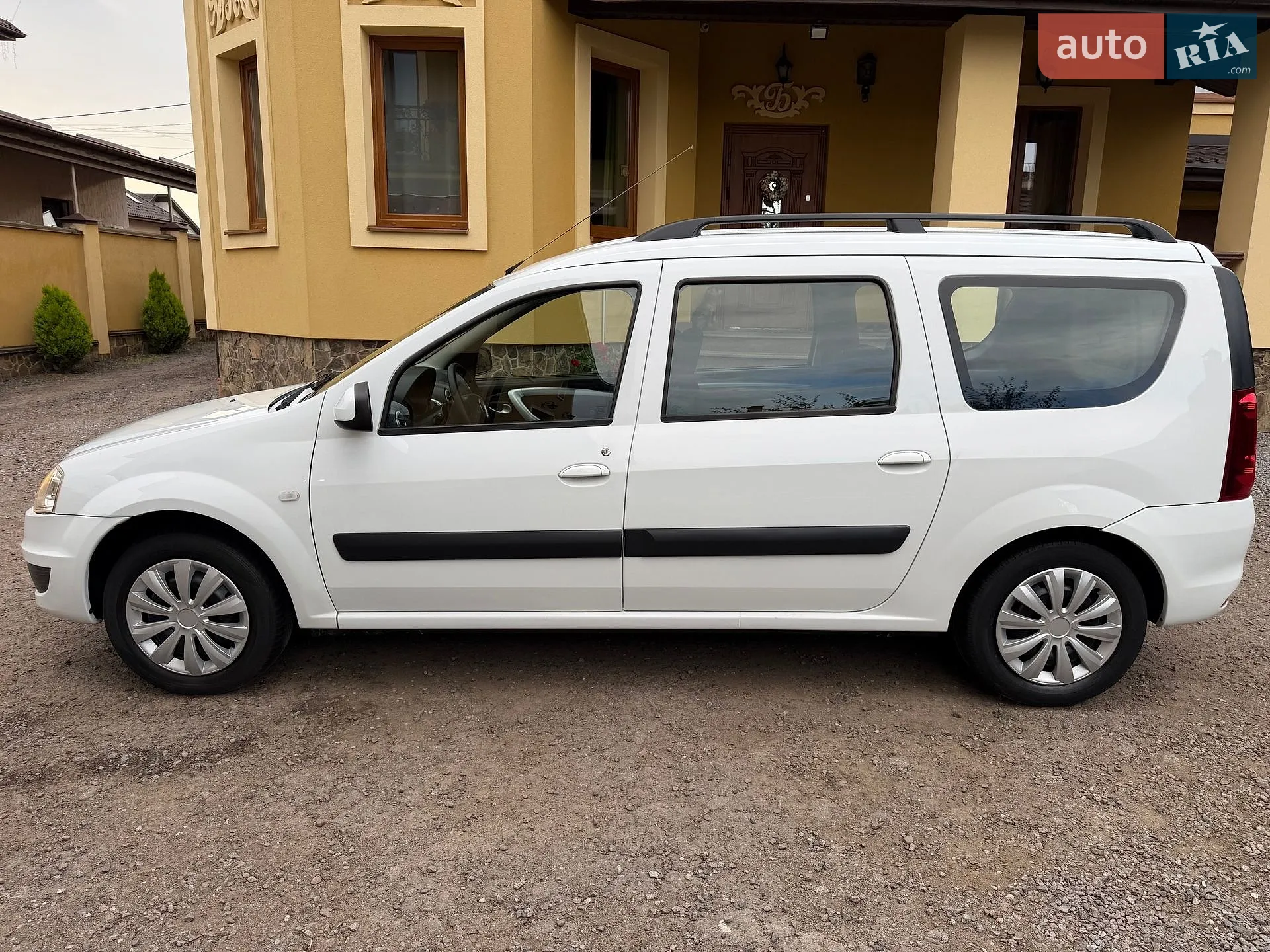 2010 Dacia Logan - мініатюра 6