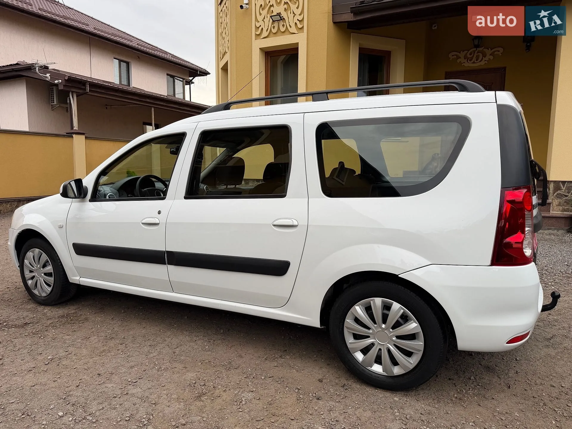 2010 Dacia Logan - мініатюра 7