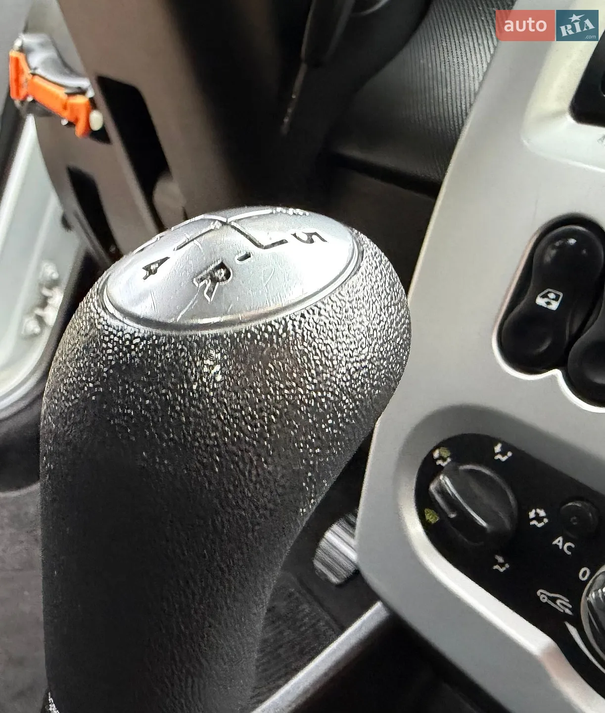 2010 Dacia Logan - мініатюра 55