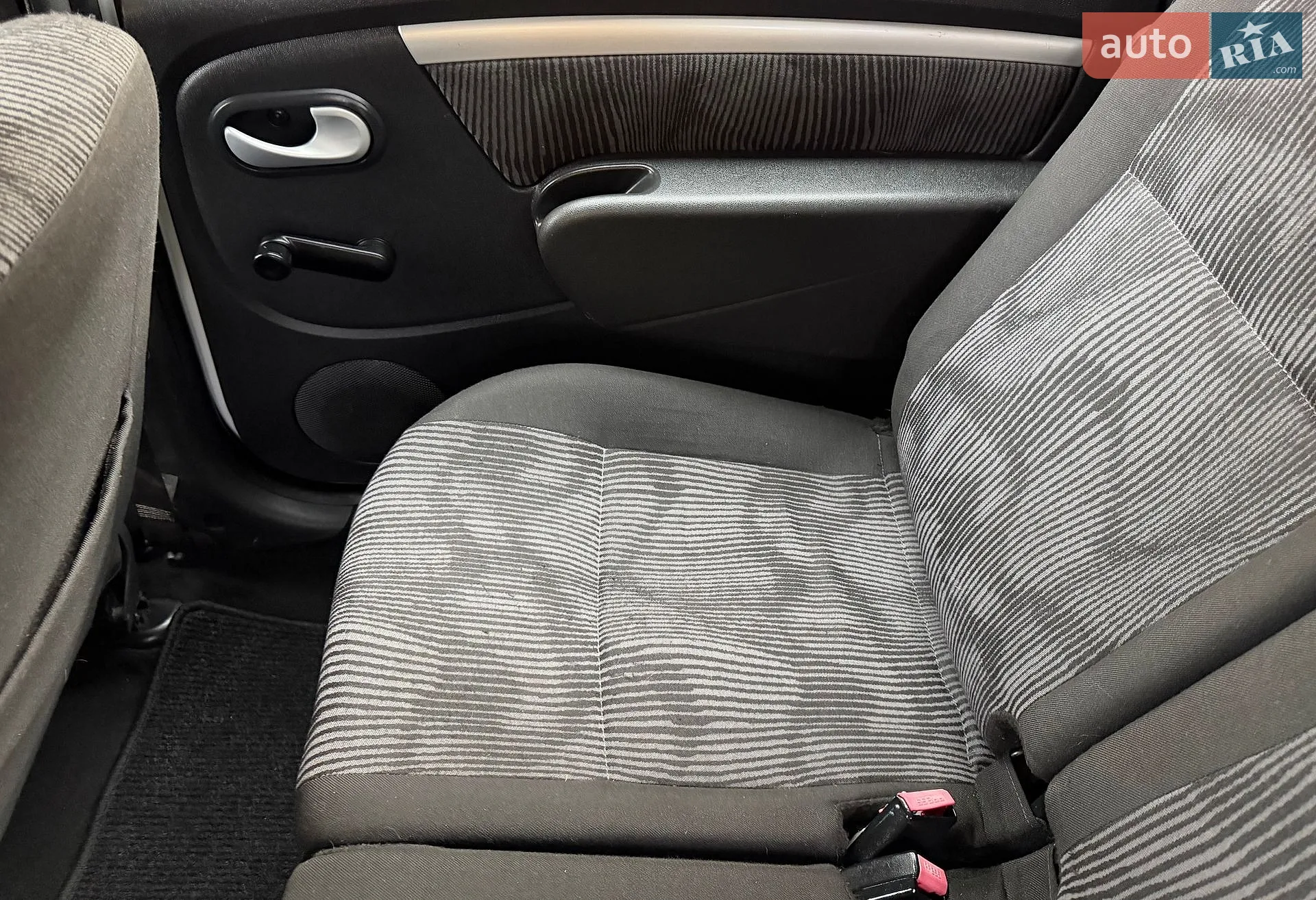 2010 Dacia Logan - мініатюра 82