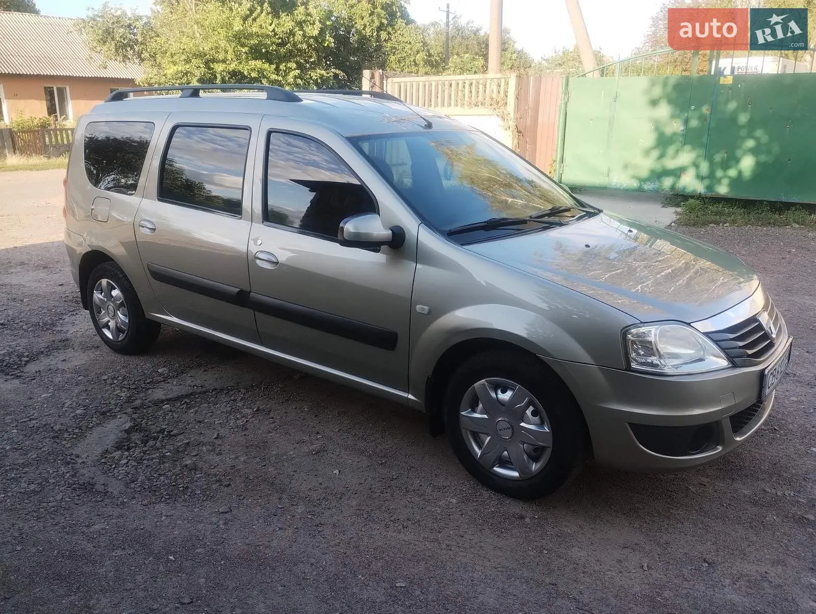 2011 Dacia Logan - мініатюра 9