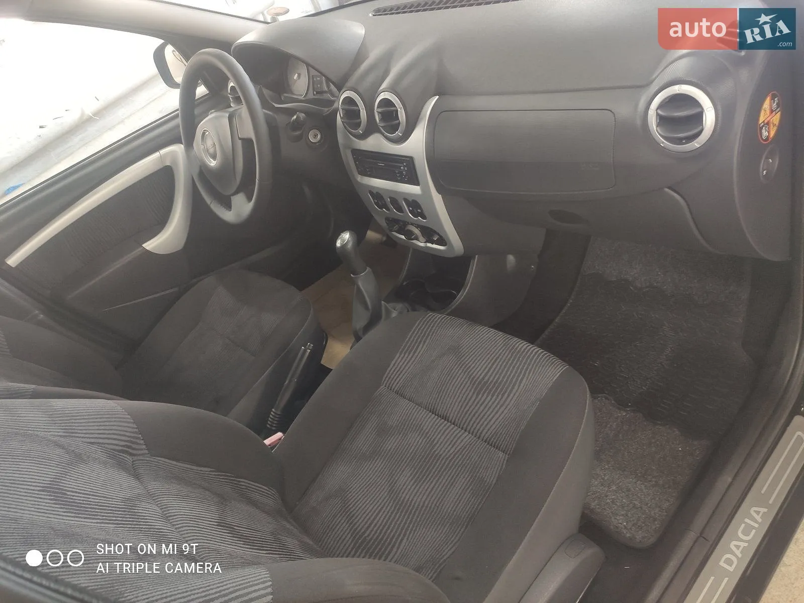 2011 Dacia Logan - мініатюра 18