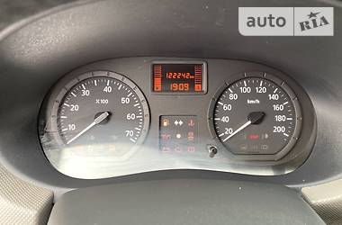 Хетчбек Dacia Logan 2010 в 