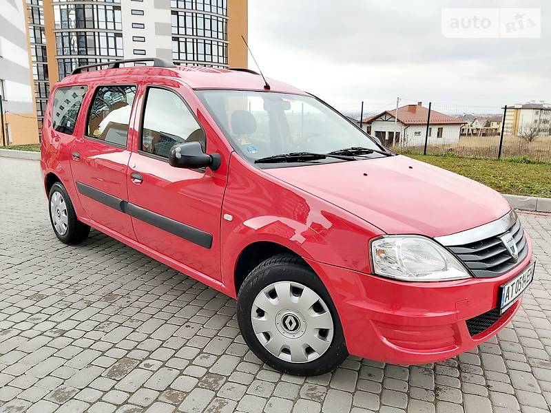Універсал Dacia Logan 2010 в Івано-Франківську