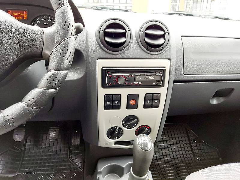 Універсал Dacia Logan 2010 в Івано-Франківську