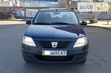 Седан Dacia Logan 2009 в 
