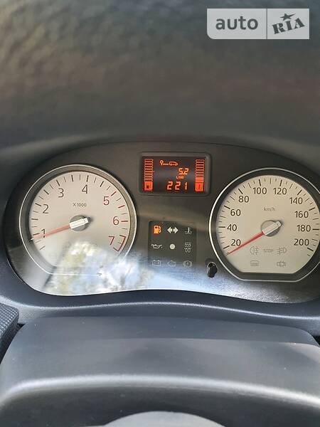Універсал Dacia Logan 2009 в Полтаві