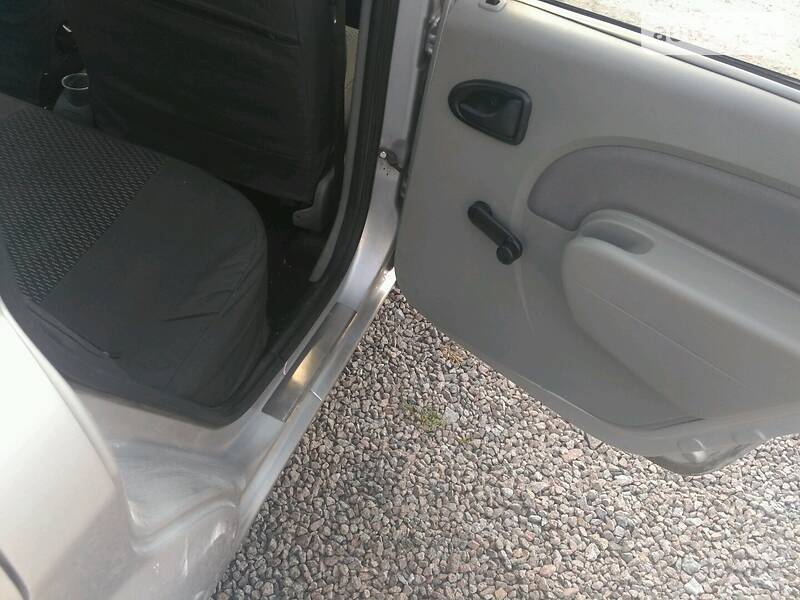 Седан Dacia Logan 2007 в Києві