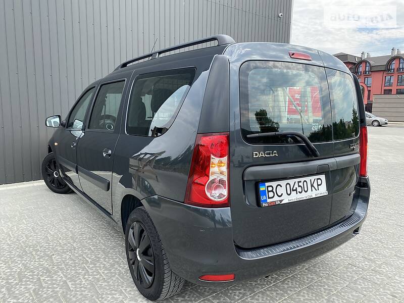 Универсал Dacia Logan 2009 в Дрогобыче