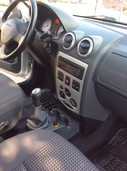 Седан Dacia Logan 2007 в Києві фото 15 Седан Dacia Logan 2007 в Києві