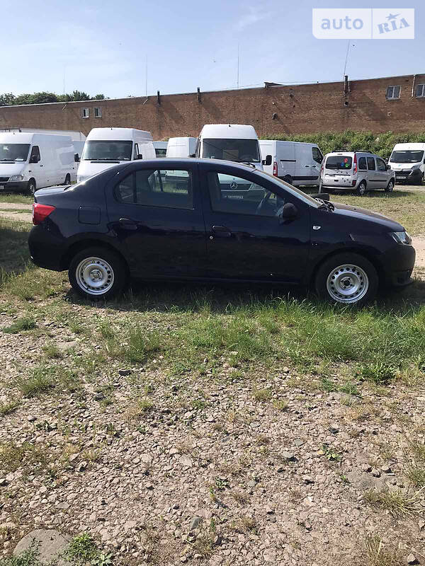 Седан Dacia Logan 2013 в Чернівцях