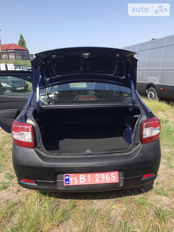 Седан Dacia Logan 2013 в Чернівцях