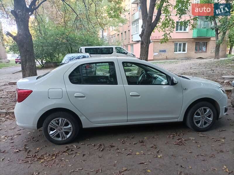 Седан Dacia Logan 2013 в Кропивницком фото 2 Седан Dacia Logan 2013 в Кропивницком