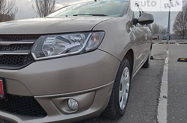 Седан Dacia Logan 2013 в Днепре