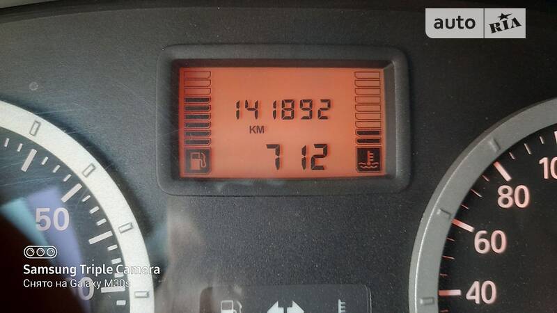 Седан Dacia Logan 2006 в Миколаєві