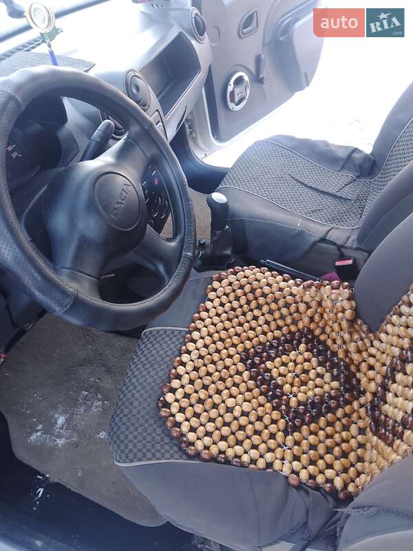 Седан Dacia Logan 2006 в Сколе фото 8 Седан Dacia Logan 2006 в Сколе