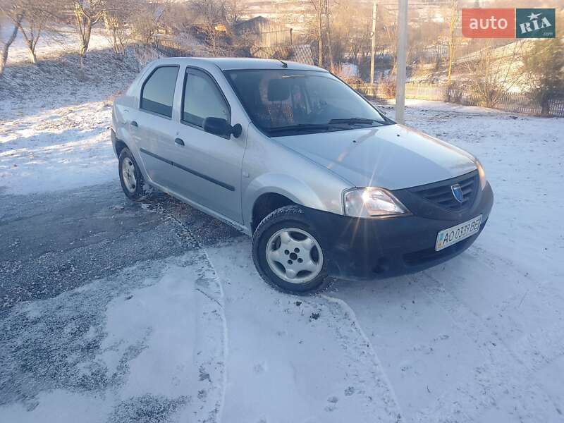 Dacia Logan 2006