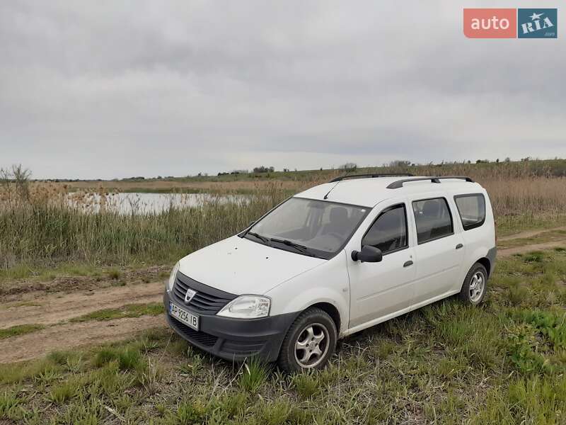 Универсал Dacia Logan 2009 в Запорожье