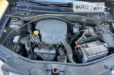 Седан Dacia Logan 2007 в Долине