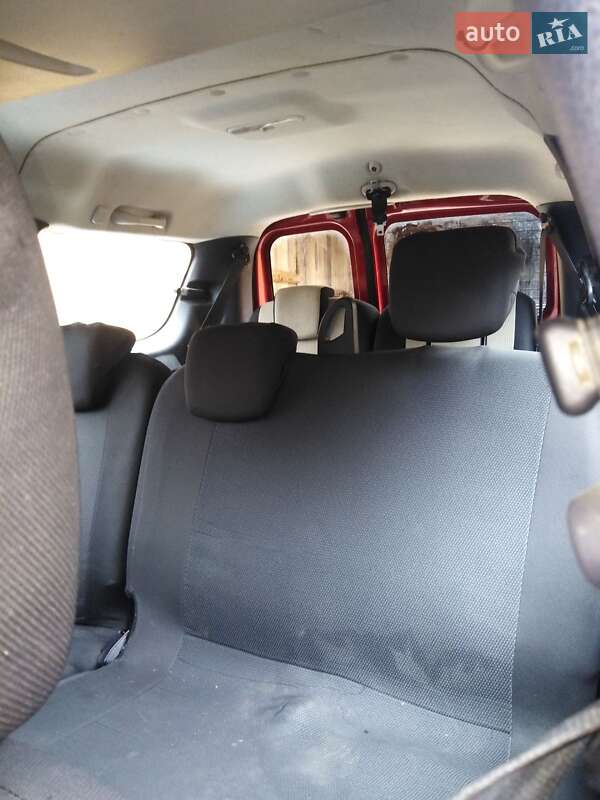 Універсал Dacia Logan 2011 в Турці