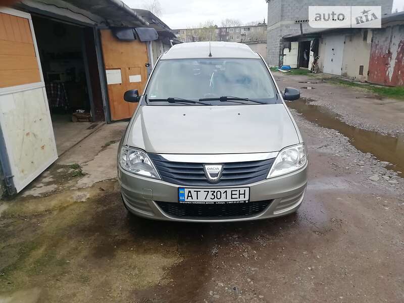 Универсал Dacia Logan 2009 в Калуше