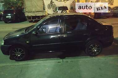 Седан Dacia Logan 2006 в Києві