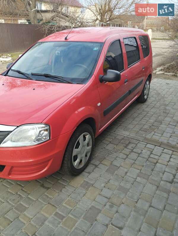 Универсал Dacia Logan 2009 в Запорожье