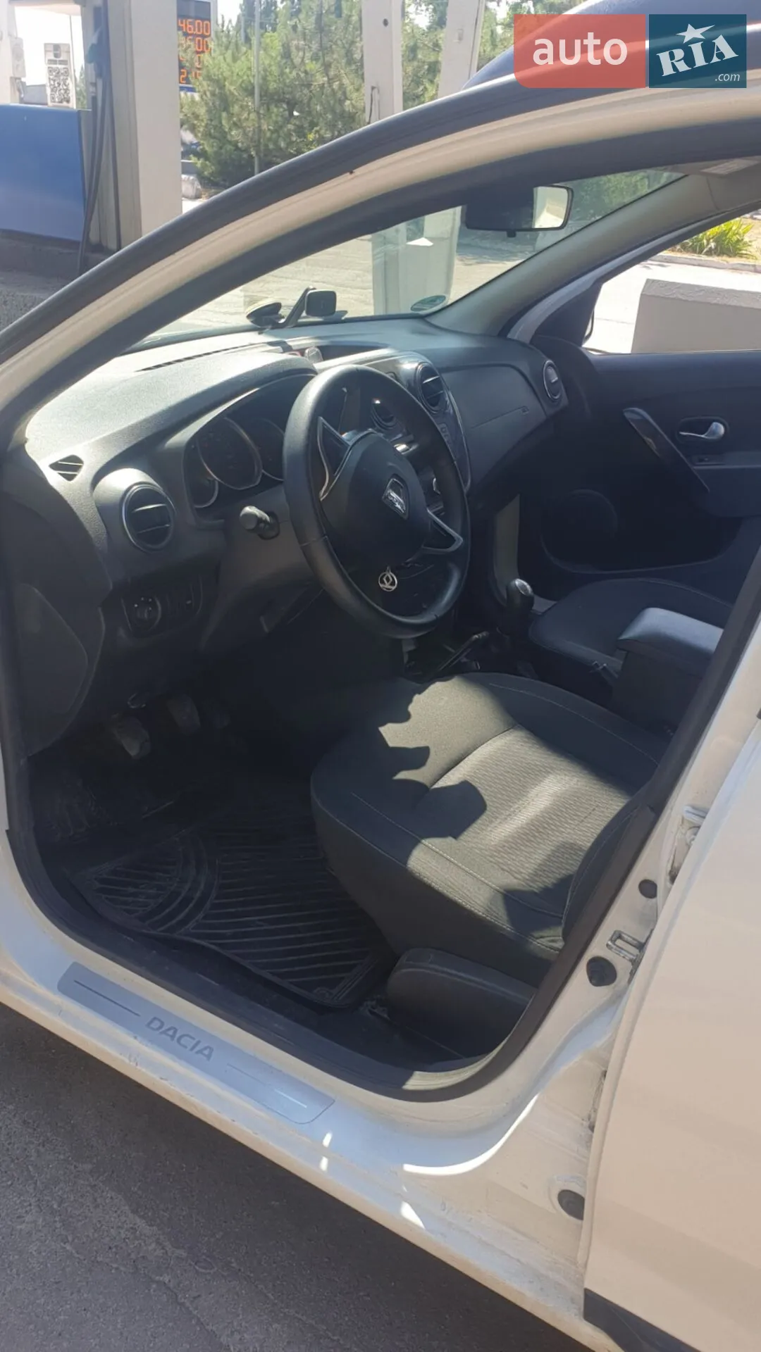 2016 Dacia Logan - мініатюра 12