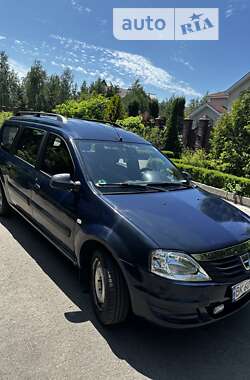 Седан Dacia Logan 2012 в 