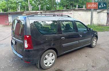 Седан Dacia Logan 2009 в Чернигове