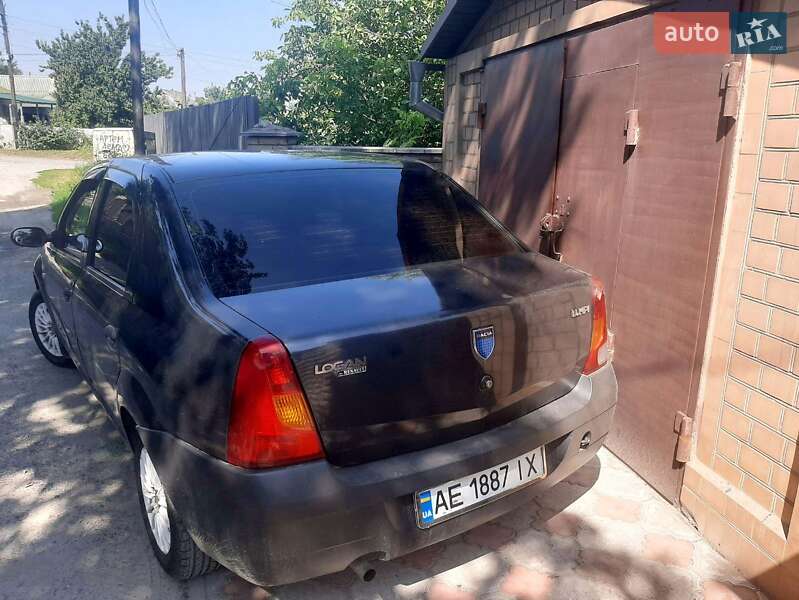 Седан Dacia Logan 2007 в Тальному