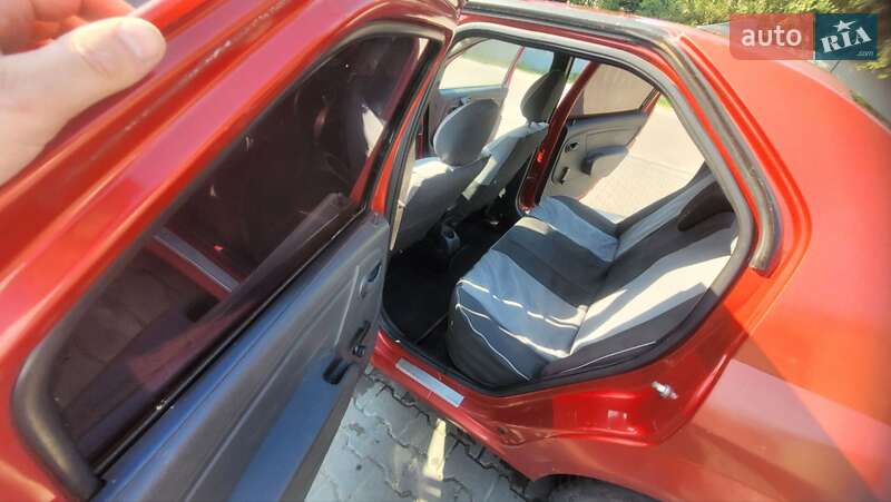 Седан Dacia Logan 2008 в Киеве