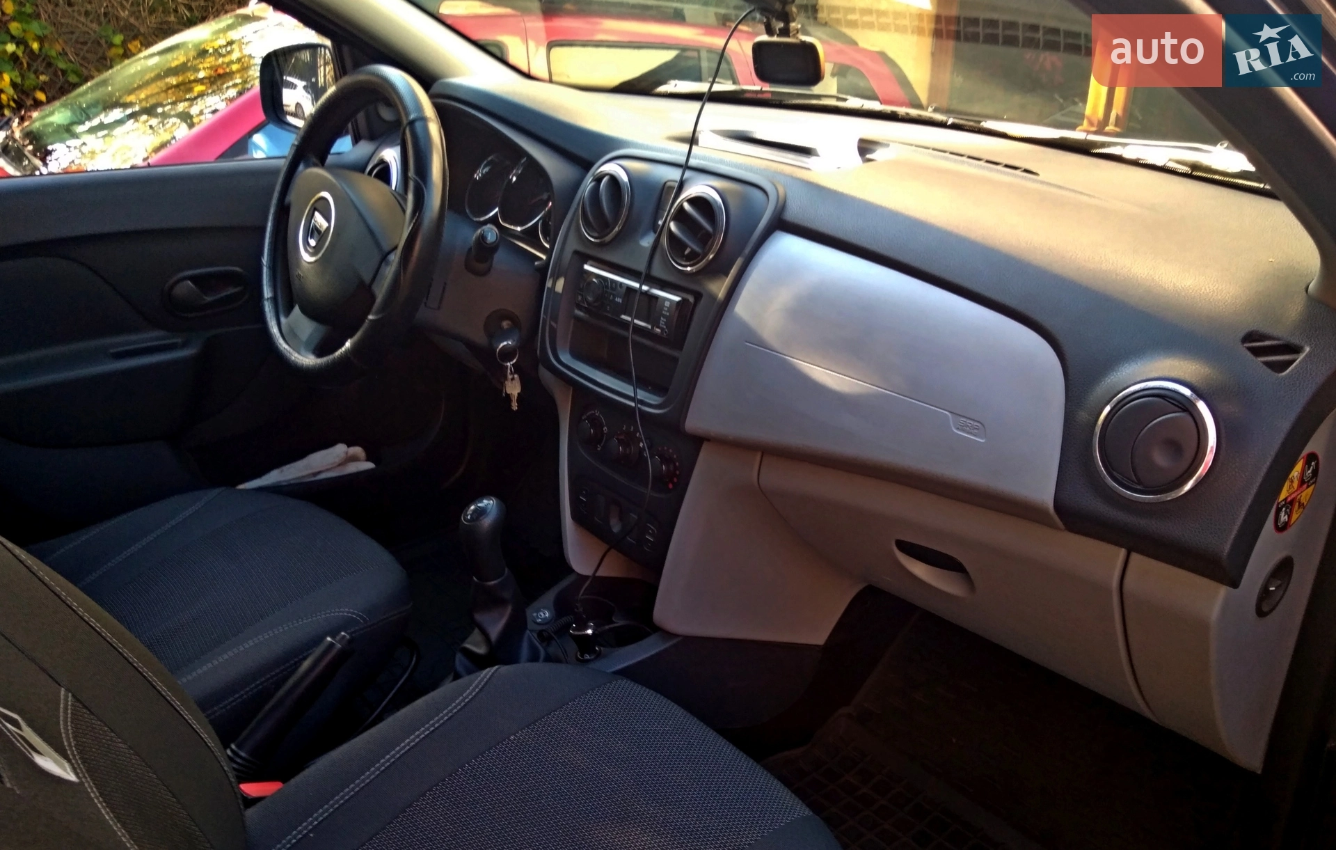 2014 Dacia Logan - мініатюра 7